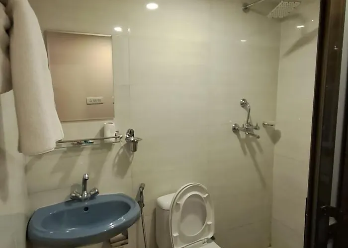 Tashi Pal Pvt. Ltd Pensión 3*